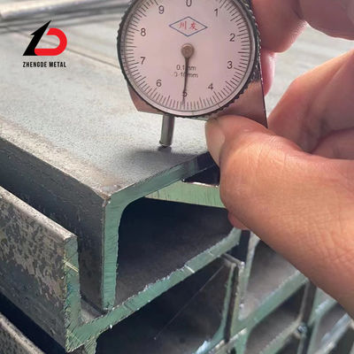 Thép carbon A36 C Channel với giá cạnh tranh 41X41 41 * 21 Hot DIP Galvanized U Channel Steel