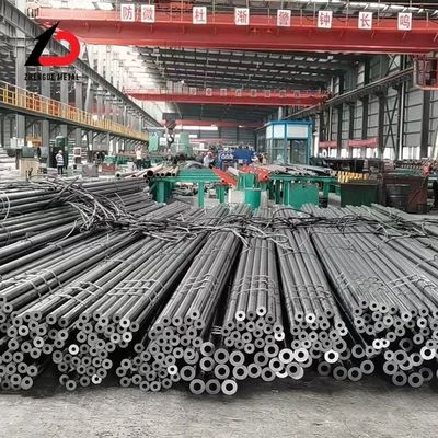 Nhà máy trực tiếp JIS tiêu chuẩn En 10219 S235jr S355gh ống thép nhẹ không may ống thép sắt đen 6m 12m ống thép carbon không may Giá